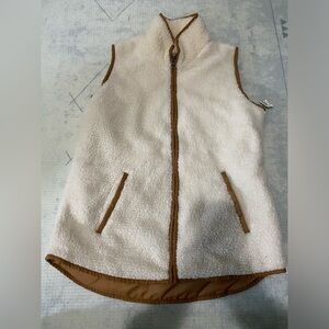 2/$15 NWT Old Navy Sherpa vest